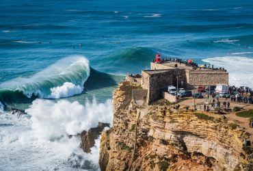 Nazare Portugalija AdobeStock_406415424.jpeg